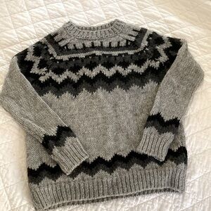 ZARA KNIT Crew Neck Sz Medium Sweater Womens Gray Black Long Sleeve Chevron